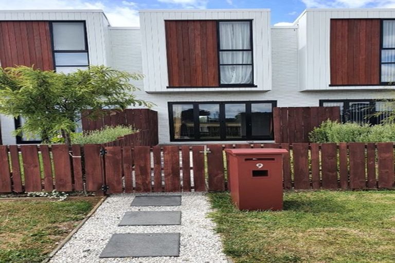 Photo of property in 9 Walsh Road, Papakura, 2110