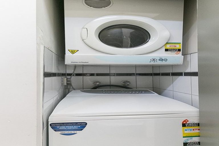 Photo of property in Hb Apartments, 4/3 Holland Street, Te Aro, Wellington, 6011