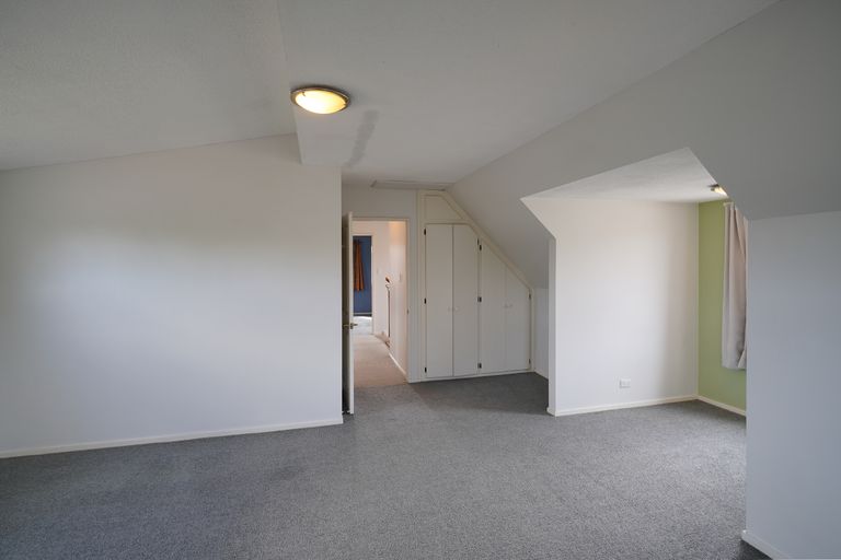 Photo of property in 35 Beauford Place, Parklands, Christchurch, 8083