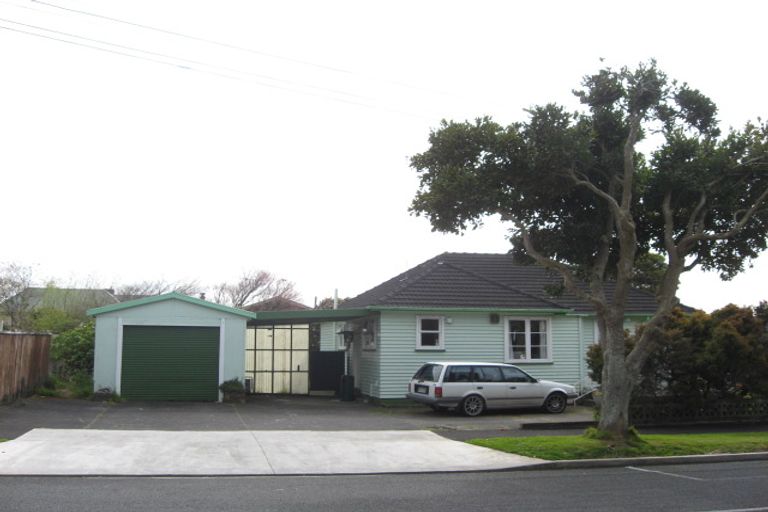 Photo of property in 2 Drake Street, Vogeltown, New Plymouth, 4310