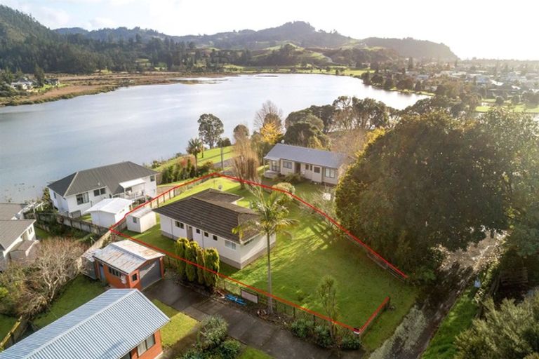 Photo of property in 8 Patton Place, Tairua, 3508