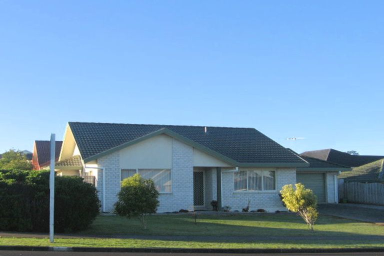 Photo of property in 76 Kilkenny Drive, Dannemora, Auckland, 2016
