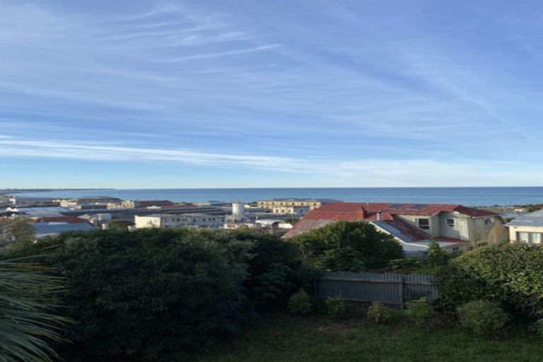 Photo of property in 35 Wharfe Street, South Hill, Oamaru, 9400
