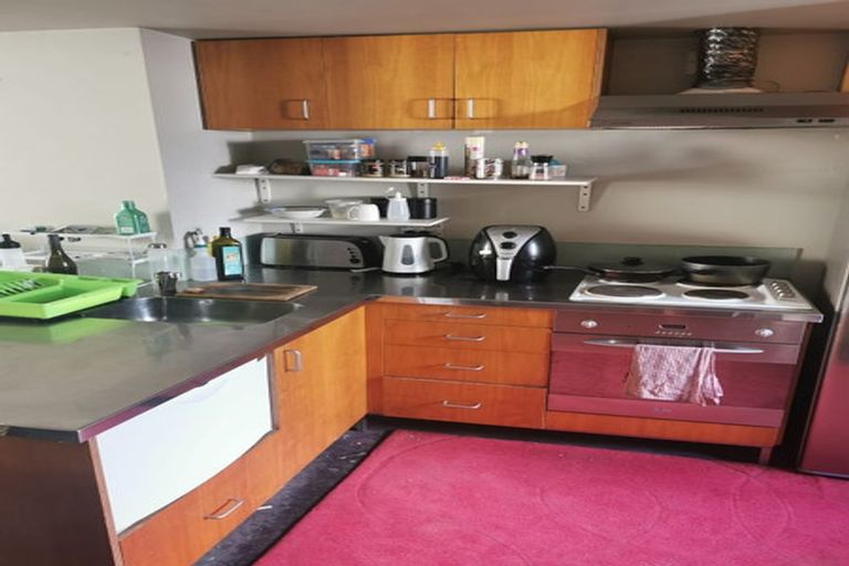 Photo of property in 242/21 Left Bank, Te Aro, Wellington, 6011