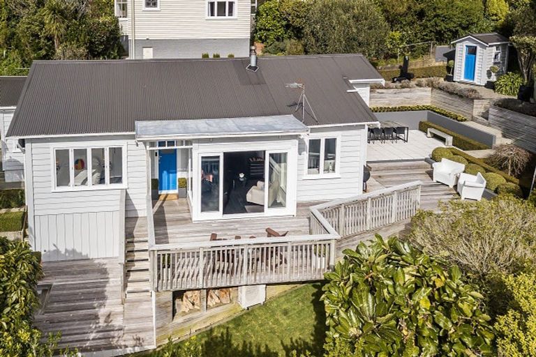 Photo of property in 12 Butt Street, Brooklyn, Wellington, 6021