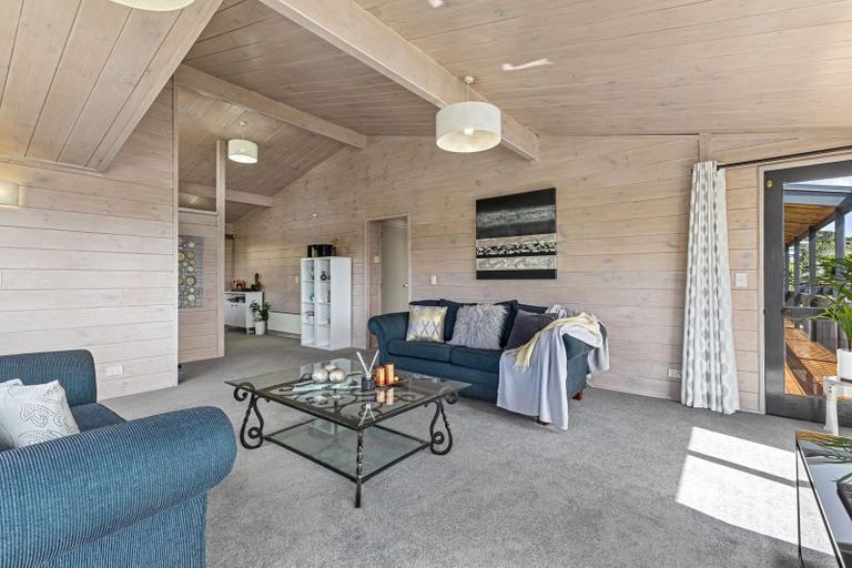 Photo of property in 32 Mcdowell Crescent, Hillcrest, Auckland, 0627