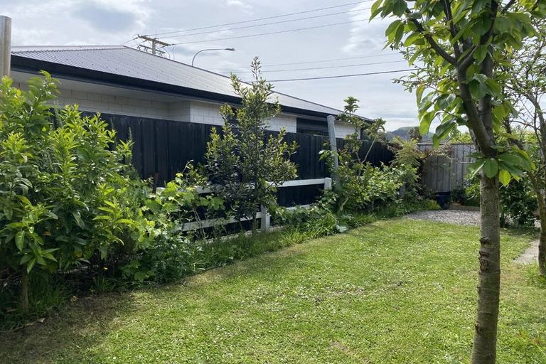 Photo of property in 60a Puketapu Road, Taradale, Napier, 4112