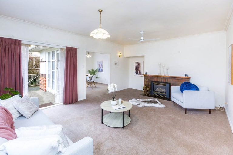 Photo of property in 1022 Fergusson Drive, Clouston Park, Upper Hutt, 5018