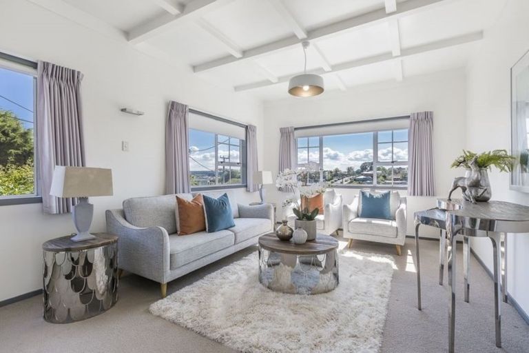 Photo of property in 1/10 Hart Road, Hauraki, Auckland, 0622