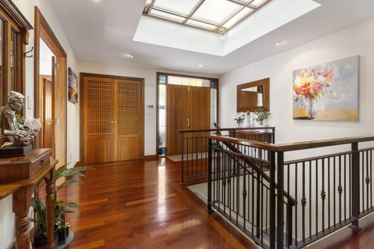 Photo of property in 62 Kiriwai Road, Paremata, Porirua, 5024