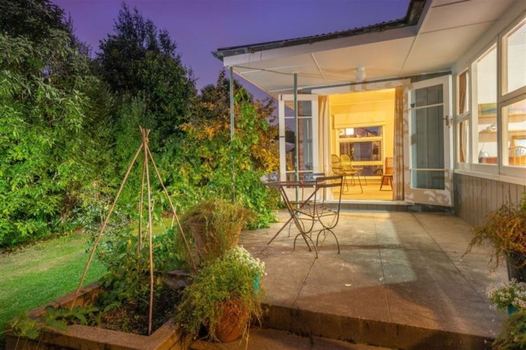 Photo of property in 55 Ford Road, Opawa, Christchurch, 8023