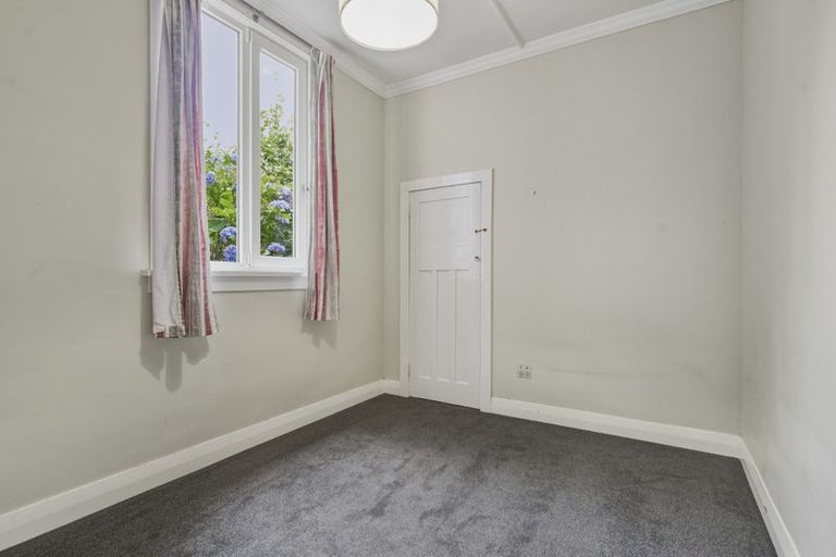 Photo of property in 37 Sutherland Street, Dunedin Central, Dunedin, 9016