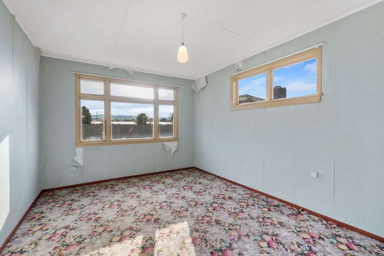 Photo of property in 14 Stuart Street, Owaka, 9535