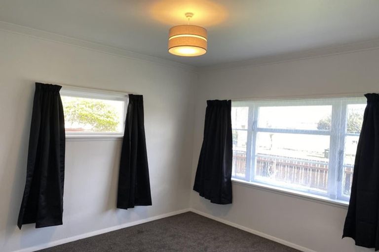 Photo of property in 11 Burnton Street, Epuni, Lower Hutt, 5011