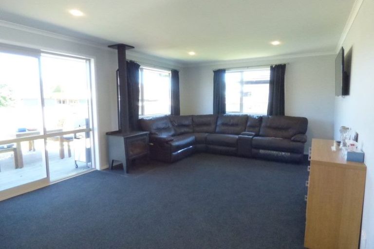 Photo of property in 13 Dreaver Drive, Waitara, 4320