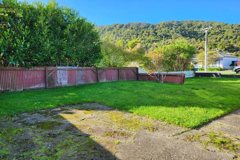 Photo of property in 6 Cardwell Street, Cobden, Greymouth, 7802
