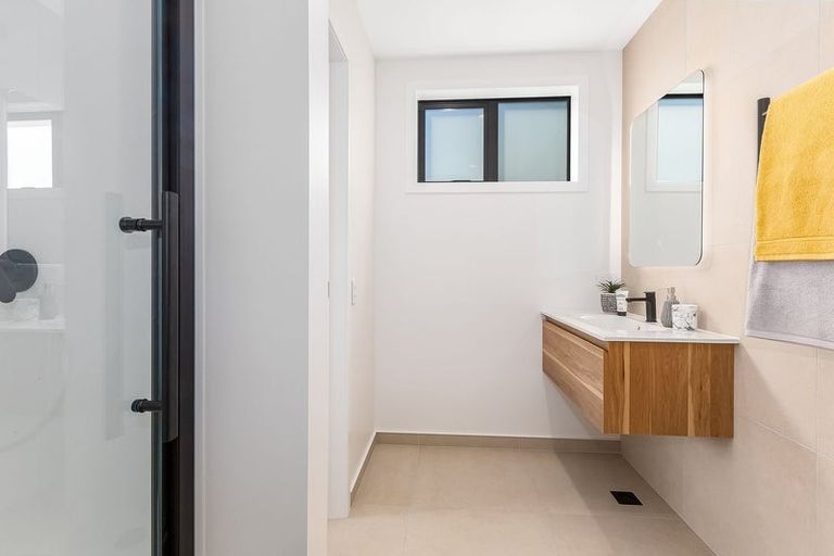 Photo of property in 47d Spyglass Lane, Whitby, Porirua, 5024