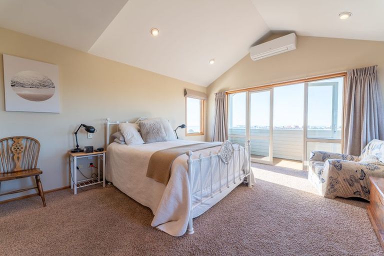 Photo of property in 1 Evans Street, Maori Hill, Timaru, 7910