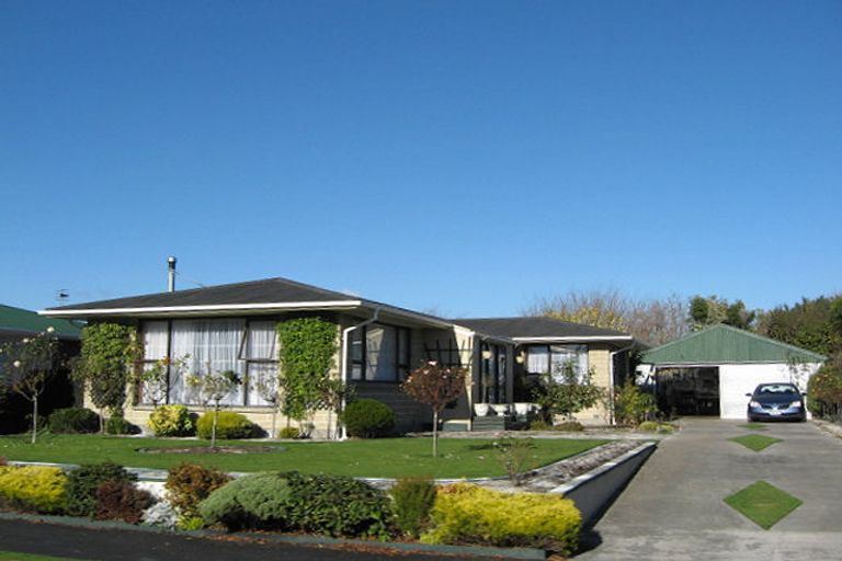 Photo of property in 14 Cardinal Drive, Hillmorton, Christchurch, 8025