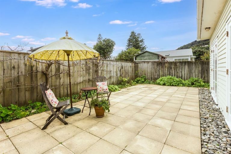 Photo of property in 9 Tawa Street, Eastbourne, Lower Hutt, 5013