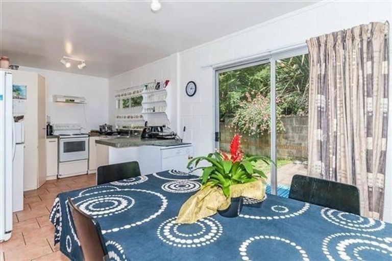 Photo of property in 1/64 Stredwick Drive, Torbay, Auckland, 0630