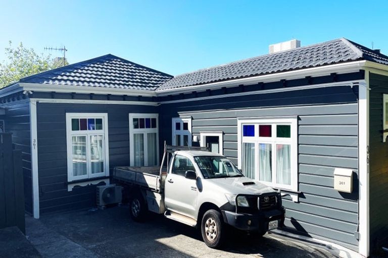 Photo of property in 361 The Terrace, Te Aro, Wellington, 6011