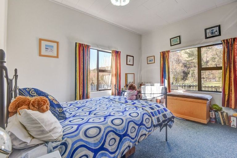 Photo of property in 57 Makirikiri Valley Road, Upokongaro, Whanganui, 4575