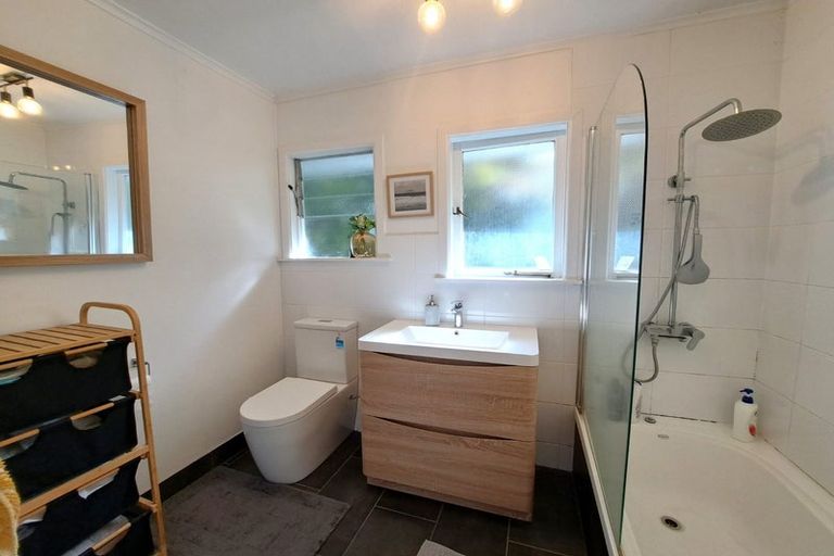 Photo of property in 26 Fordham Street, Beach Haven, Auckland, 0626