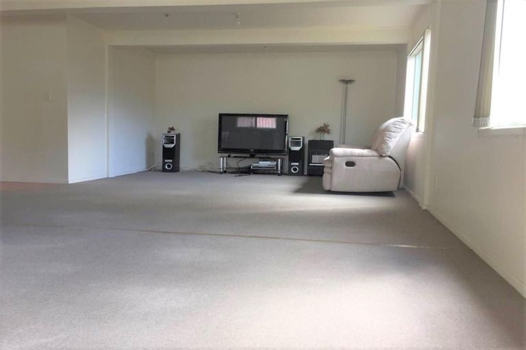 Photo of property in 3/242 Pakuranga Road, Pakuranga Heights, Auckland, 2010