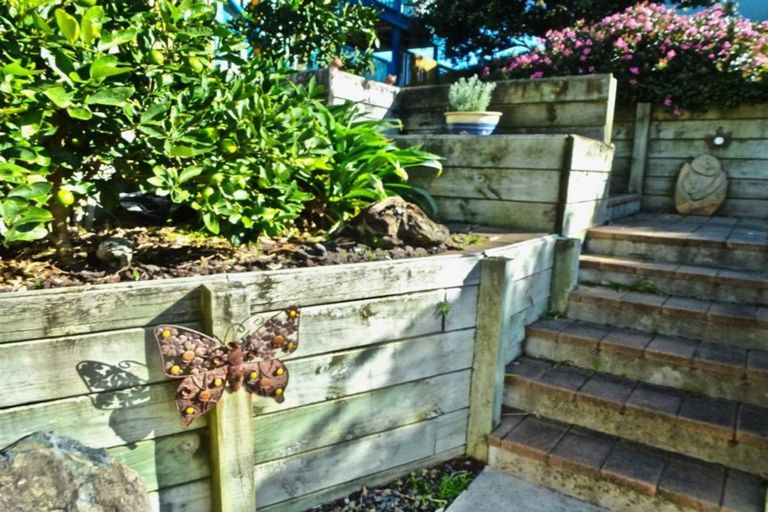 Photo of property in 9 Sylvia Way, Te Horo Beach, Otaki, 5581