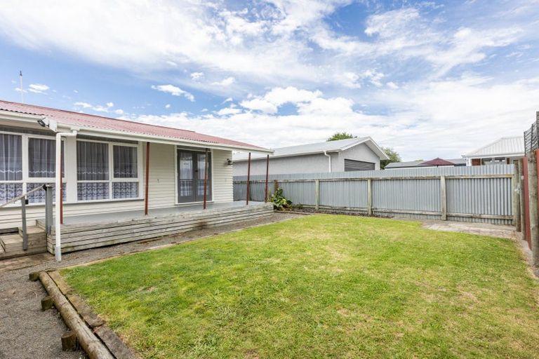 Photo of property in 1099 Cunningham Crescent, Mayfair, Hastings, 4122