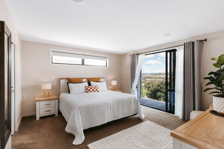 Photo of property in 16 Gyle Place, Pyes Pa, Tauranga, 3112