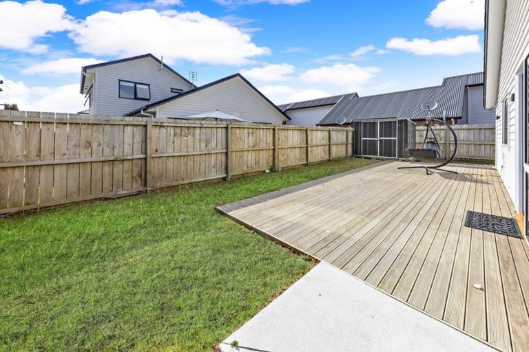 Photo of property in 9 Kotuku Crescent, Takanini, 2112