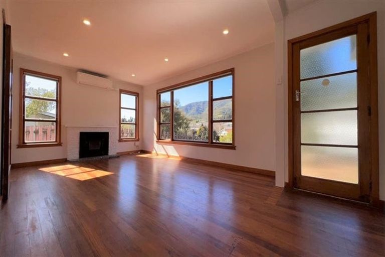 Photo of property in 76 Hampden Street, Picton, 7220