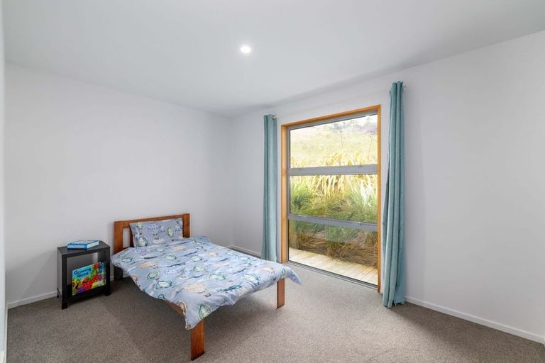 Photo of property in 5 Stoneyridge Close, Mount Pleasant, Christchurch, 8081