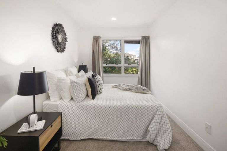 Photo of property in 16a Stafford Street, Mount Victoria, Wellington, 6011