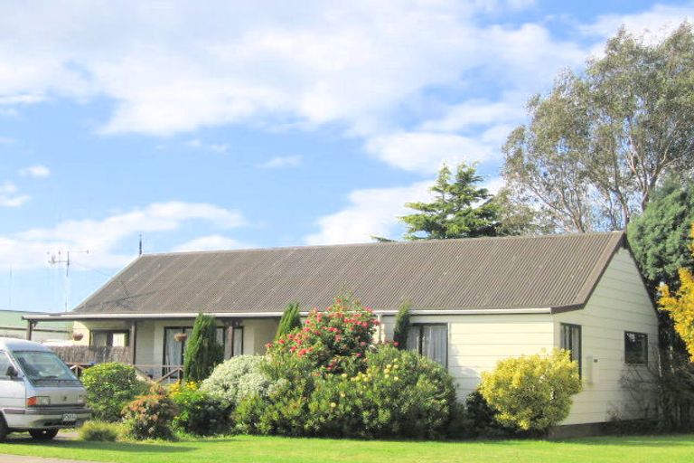 Photo of property in 74 Eversham Road, Mount Maunganui, 3116