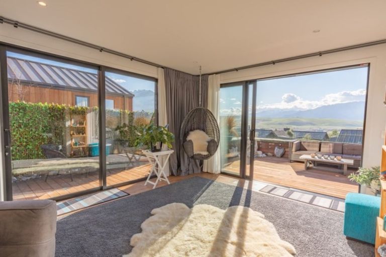 Photo of property in 2/27 Rannoch Drive, Jacks Point, Queenstown, 9371