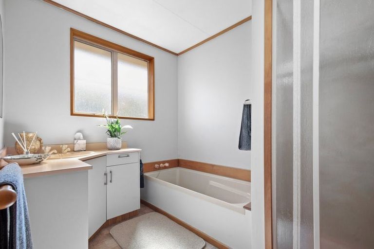 Photo of property in 1 Finlay Street, Alexandra, 9320