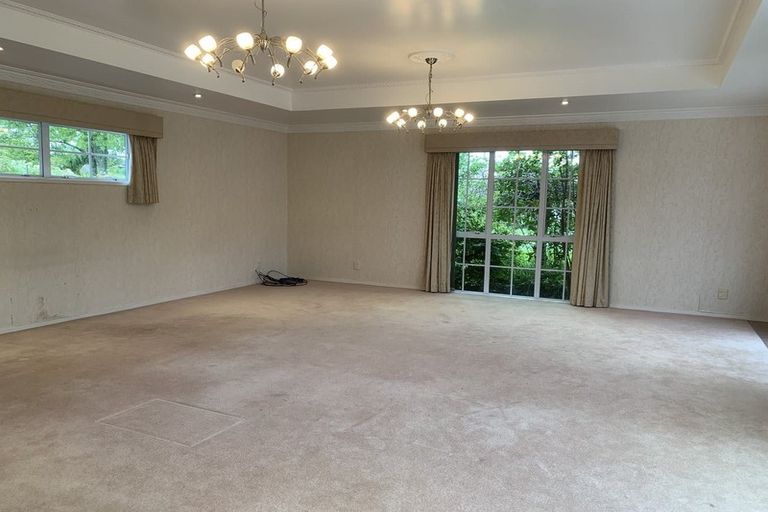 Photo of property in 1 Holly Way, Sunnyhills, Auckland, 2010