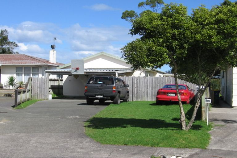 Photo of property in 1/8 Holman Road, Te Atatu Peninsula, Auckland, 0610