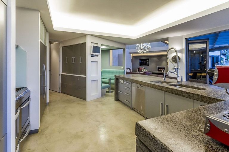 Photo of property in 39 Kitchener Road, Takapuna, Auckland, 0620