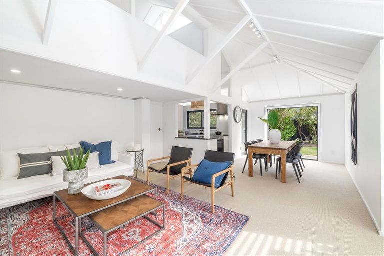 Photo of property in 2/501 Ilam Road, Bryndwr, Christchurch, 8052