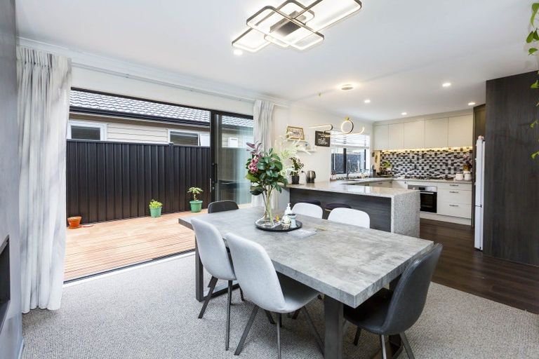 Photo of property in 11 Buddle Road, Wallaceville, Upper Hutt, 5018