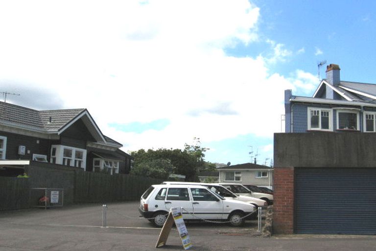 Photo of property in 7/16 Queens Parade, Devonport, Auckland, 0624