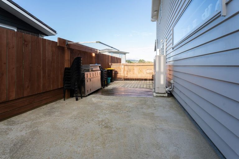 Photo of property in 25 Trelawny Terrace, Grenada Village, Wellington, 6037