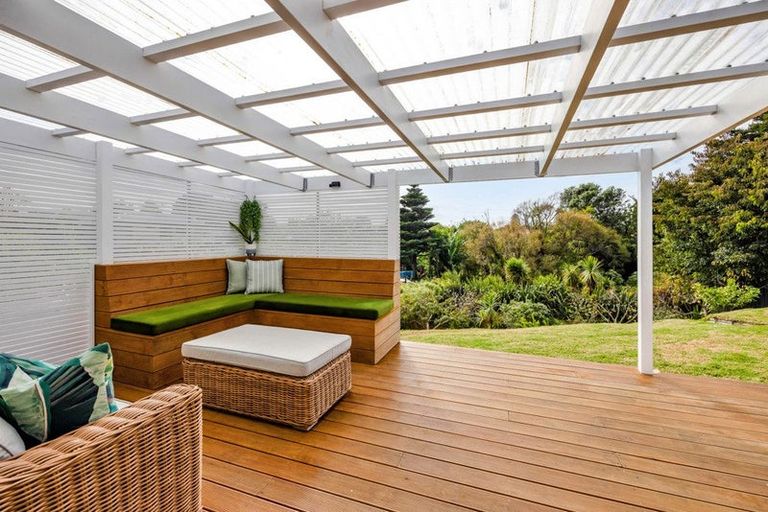 Photo of property in 19 Lawry Street, Blagdon, New Plymouth, 4310