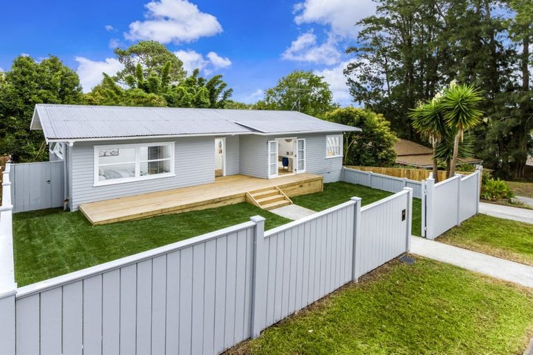 Photo of property in 36 Paramu Avenue, Birkdale, Auckland, 0626