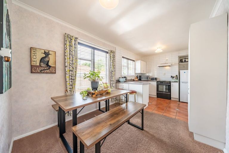 Photo of property in 31 Heretaunga Square, Silverstream, Upper Hutt, 5019