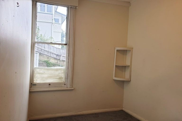 Photo of property in 80 Shakespeare Road, Bluff Hill, Napier, 4110